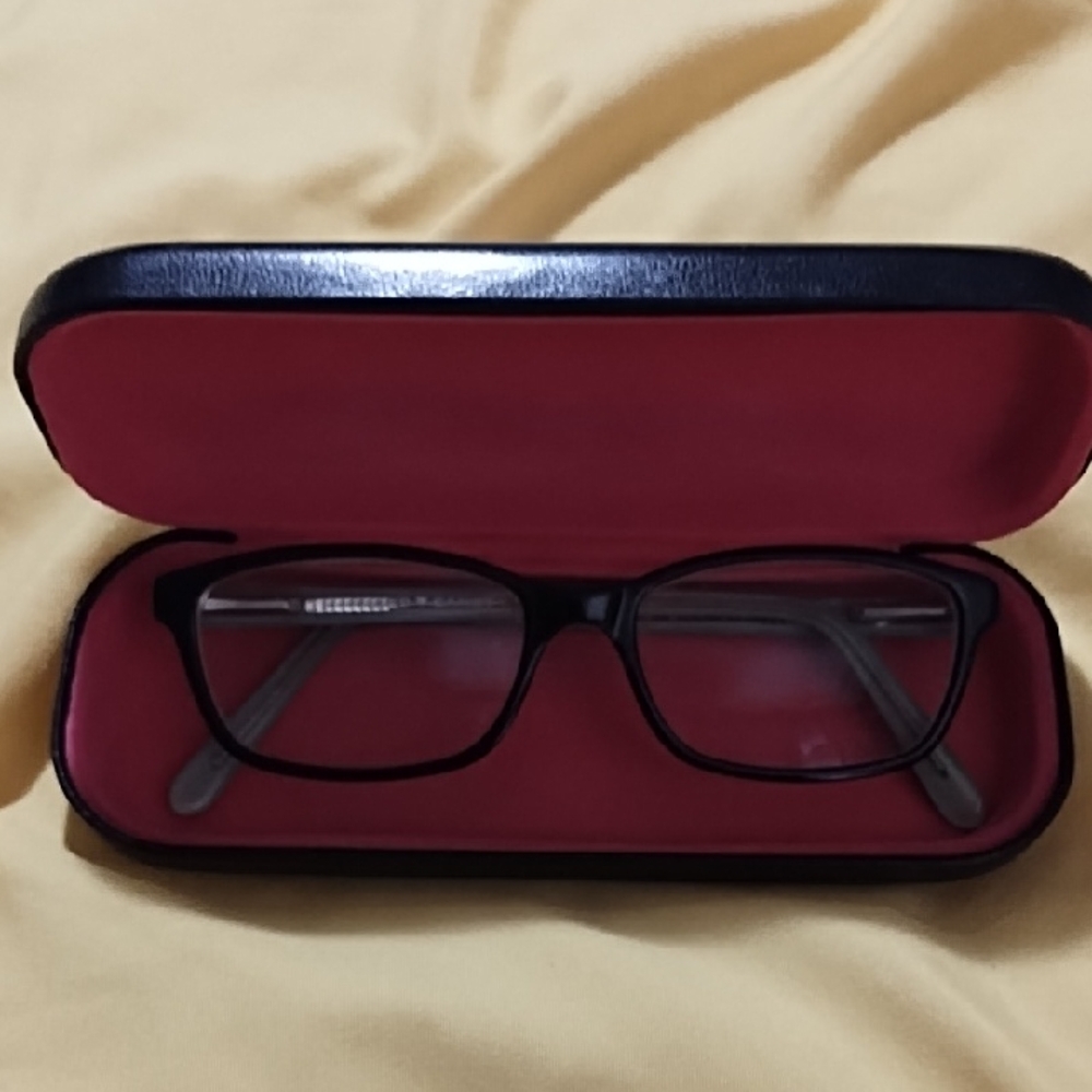 Hard Candy Prescription Eye Glasses And Case